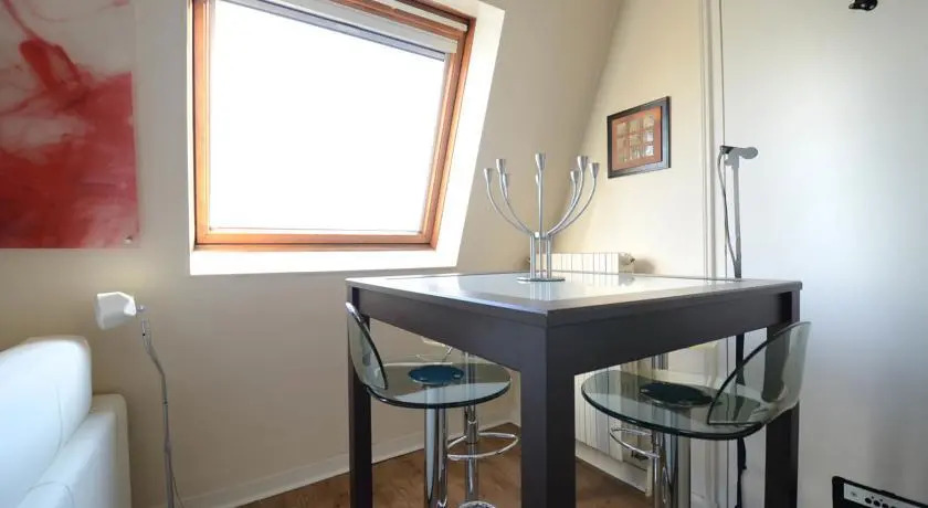 Friendly Rentals Gare du Nord View Apartment