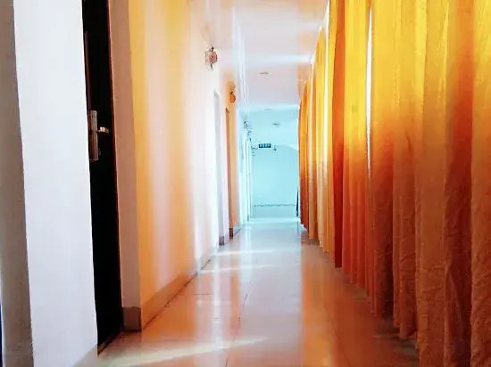 Jinhui Business Hotel