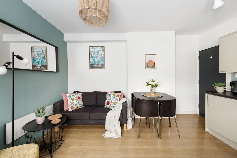 88A Albany Road
