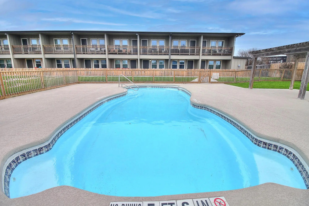 Sunrise Villas 108
