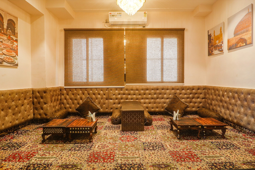 Fabhotel Double Tree