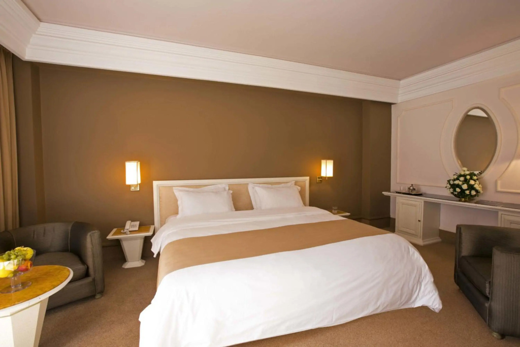 Travelodge Phuket Town
