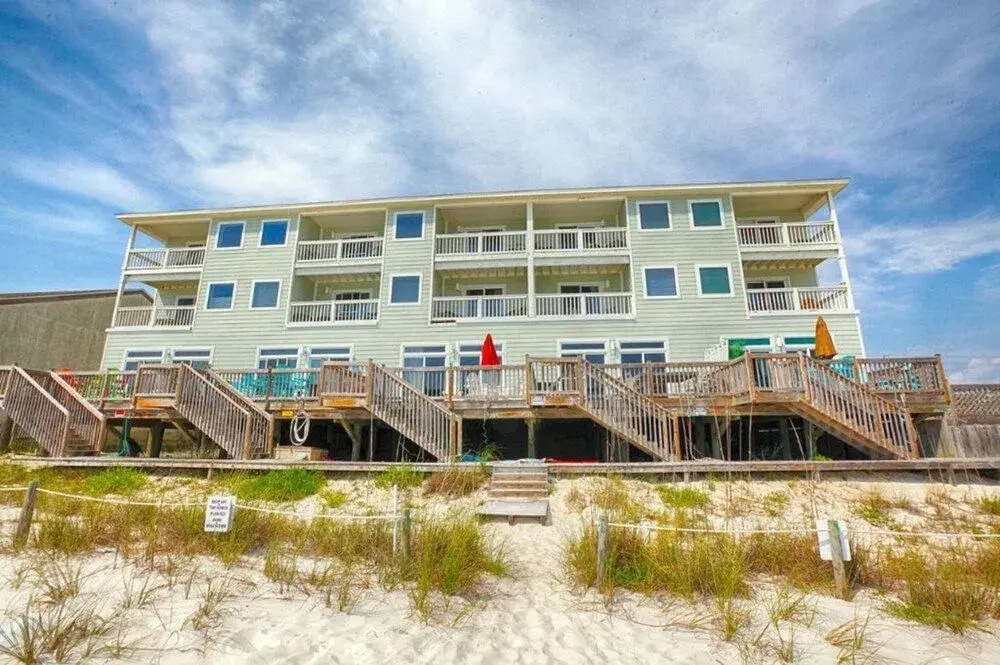 Southern Exposure Townhome by Panhandle Getaways