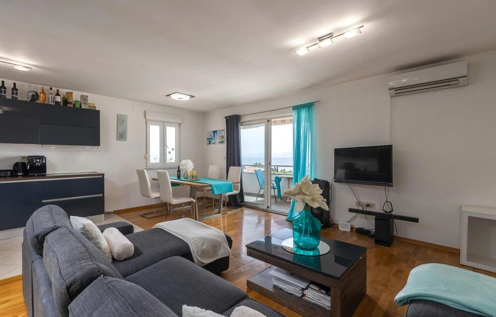Awesome Apartment in Kostrena With Wifi and 3 Bedrooms
