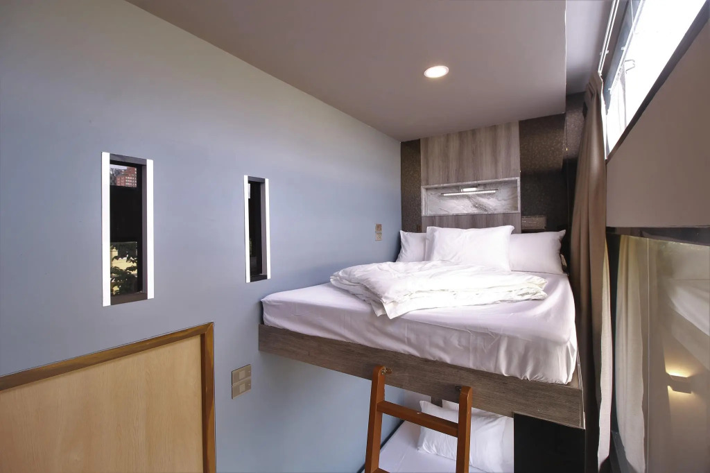 168 Hostel
