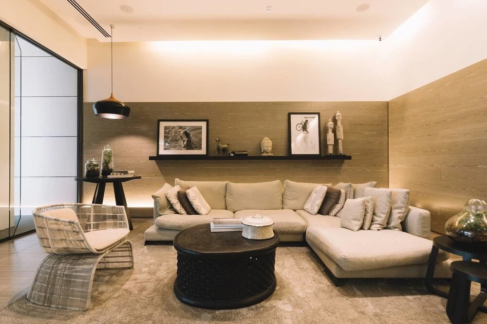 Experience Waterfront Luxury with Views
