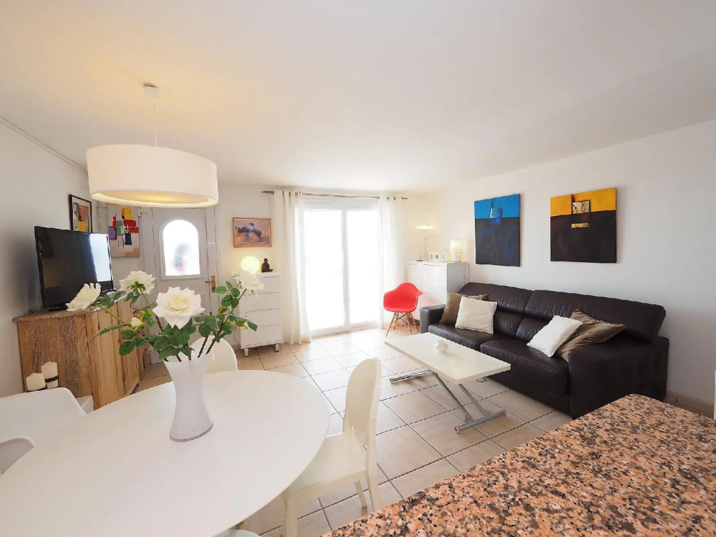 Salins I - Three Bedroom No.2