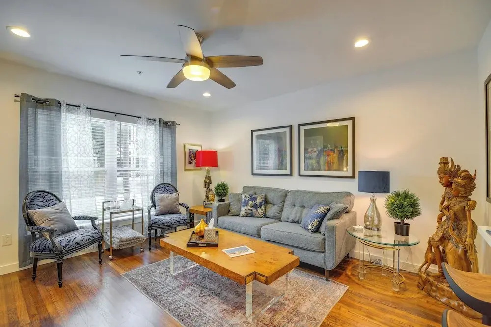 1 Mi to Dtwn, 8 Mi to Nrg! Fourth Ward Apt w/ W&D