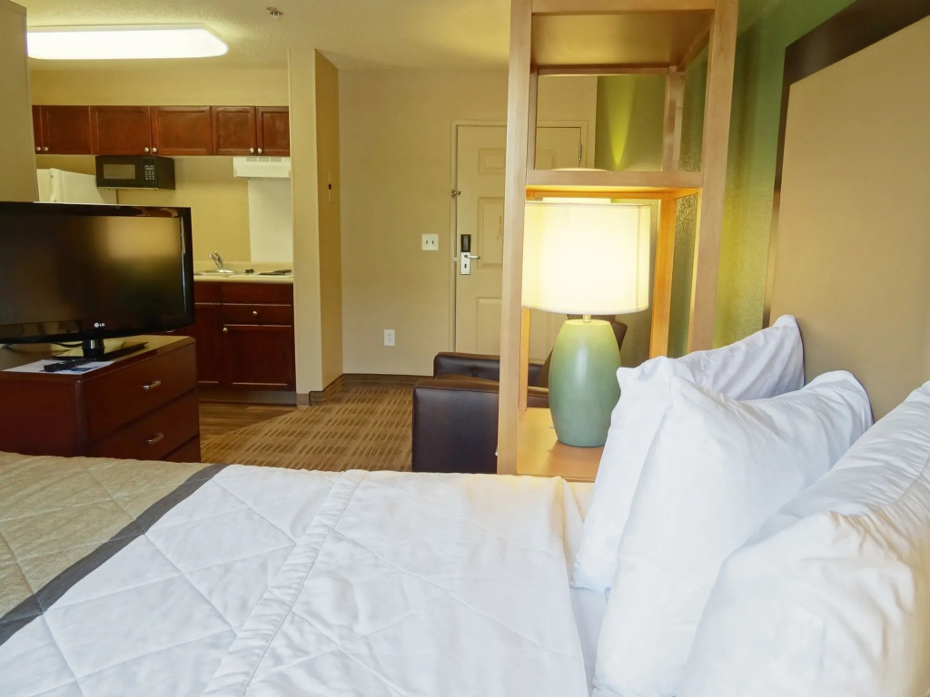 Extended Stay America Suites - Kansas City - Overland Park - Metcalf Ave