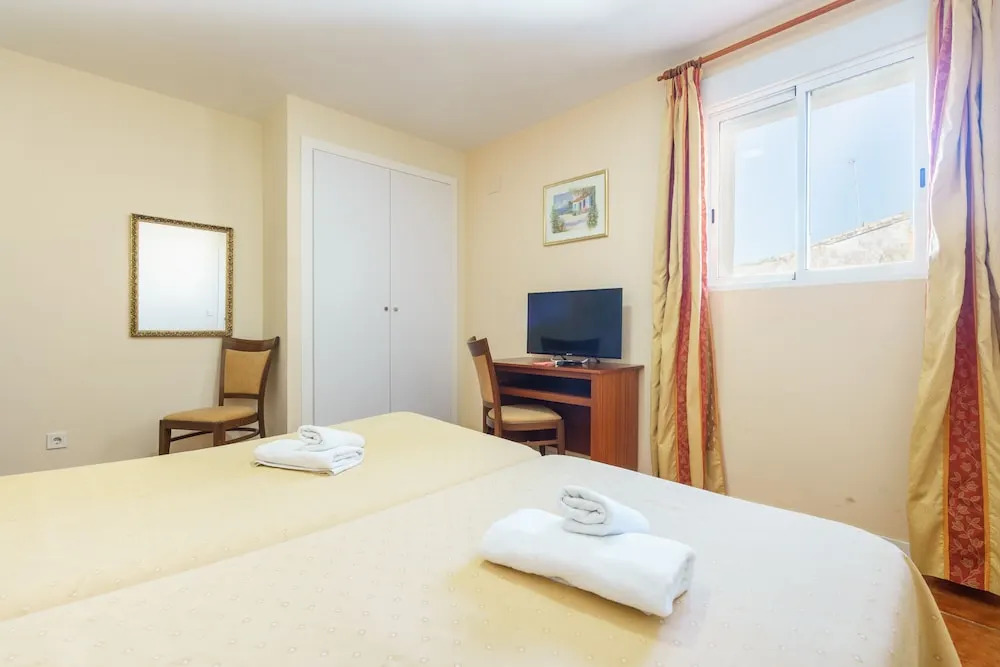 Hotel Carlos V Jerez by Vivere Stays