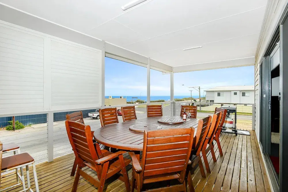 Bayside - Aldinga Beach - C21 SouthCoast Holidays