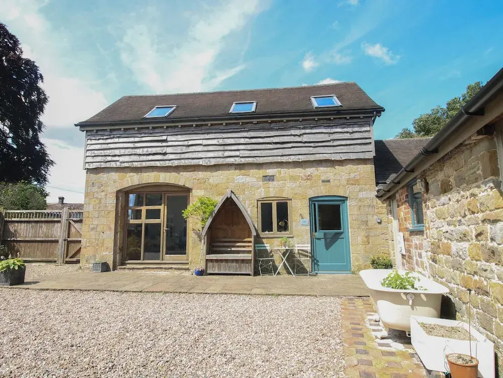 Foxholes Barn