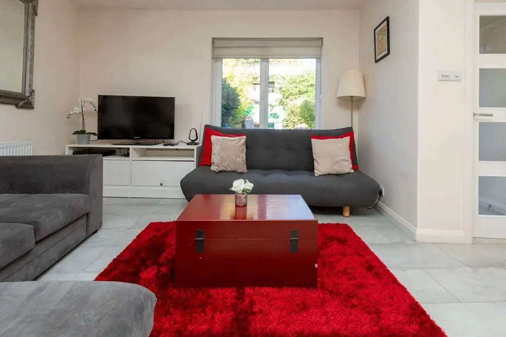 Bright & Contemporary 1bedroom Annexe - Herne Hill!