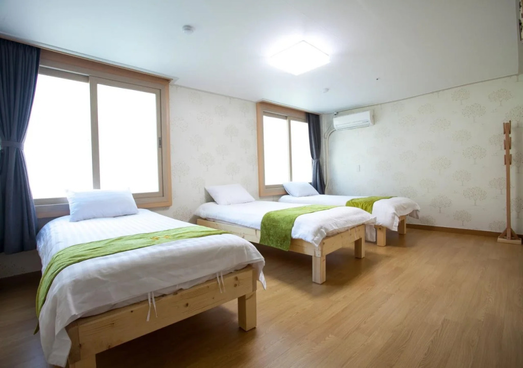 Olle Seven Hostel