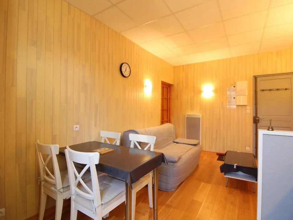 Appartement La Bourboule, 2 pièces, 4 personnes - FR-1-608-118