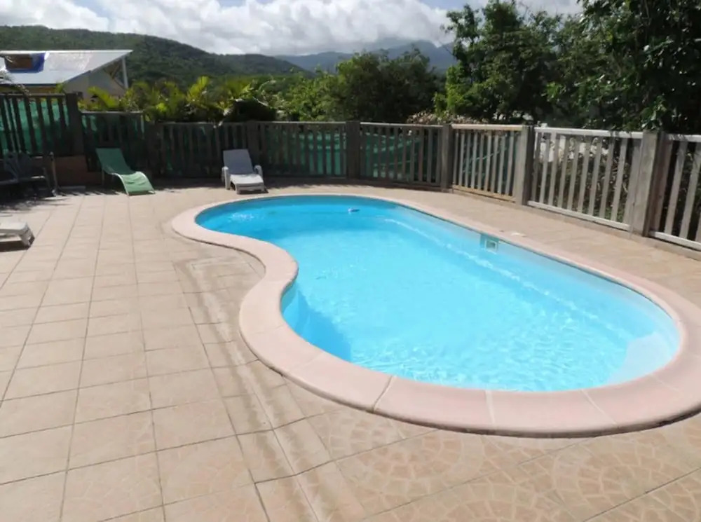 House with One Bedroom in Bouillante, with Wonderful Sea View, Shared Pool, Furnished Garden - 1 Km From the Beach