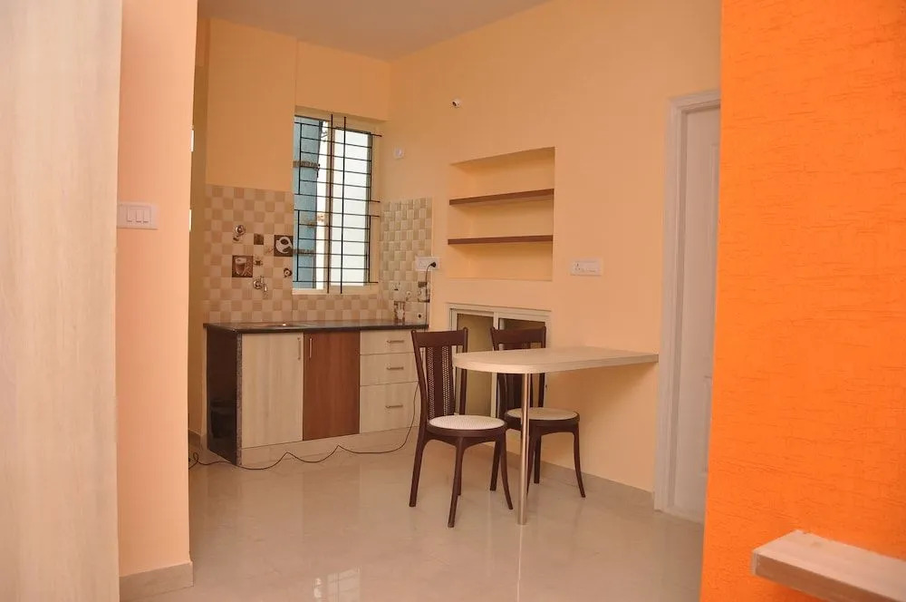 Rainbow Service Apartment