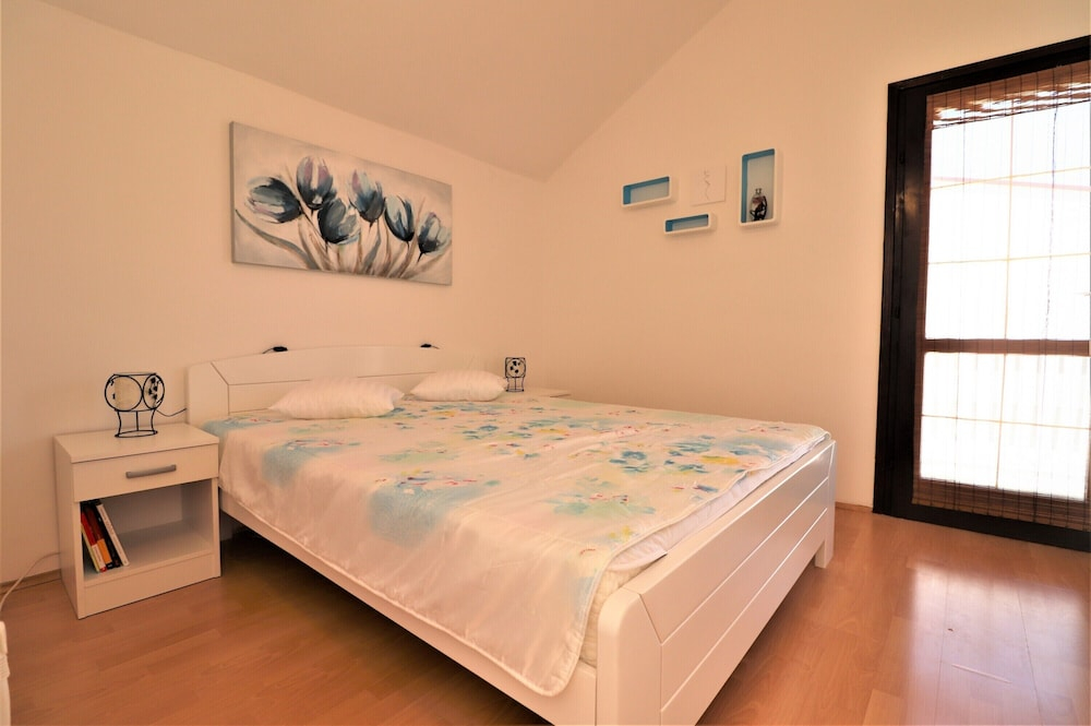 Apartment Mamic