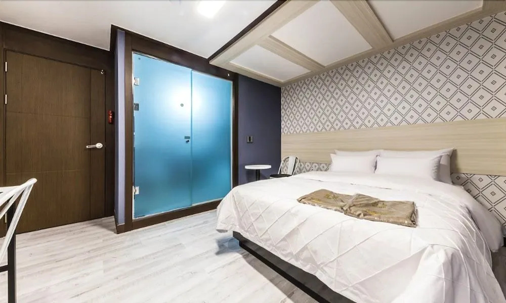 Shincheon Ramon Hotel