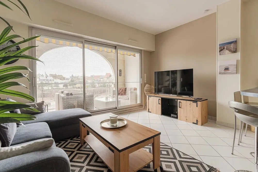 Modern Apartment With Terrace Trouville