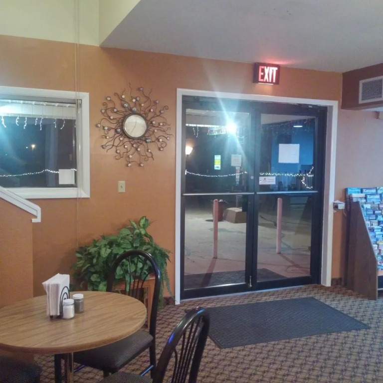 Kansas Country Inn