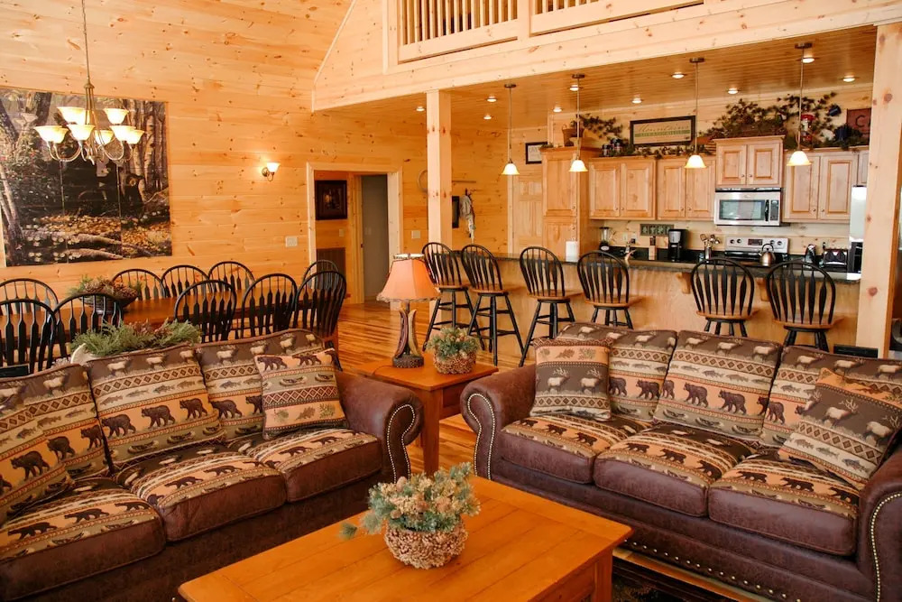 Brookstone Lodge - 6 Br Cabin