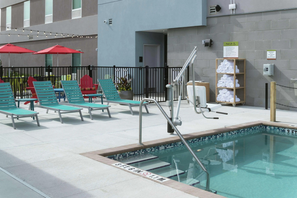 Home2 Suites By Hilton Jacksonville Airport