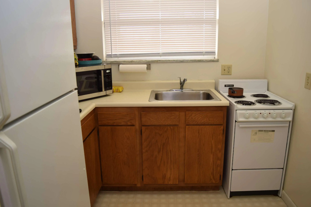Knights Inn Oswego East