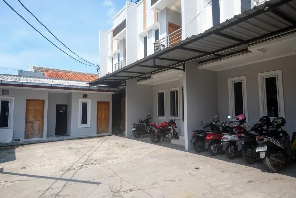 RedDoorz near Stasiun Solo Balapan 3