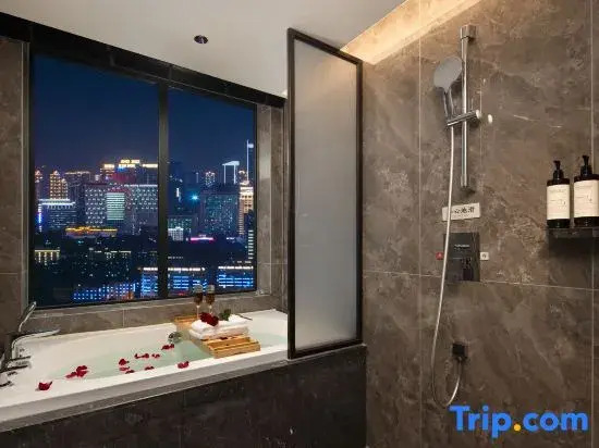 ROYGEM Hotel (Xinhua Sports Cultural Center, Xinhua)