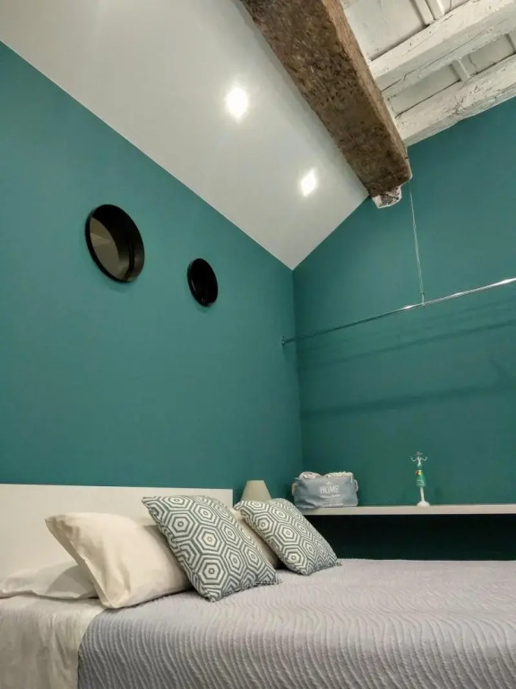 Rumi Rooms