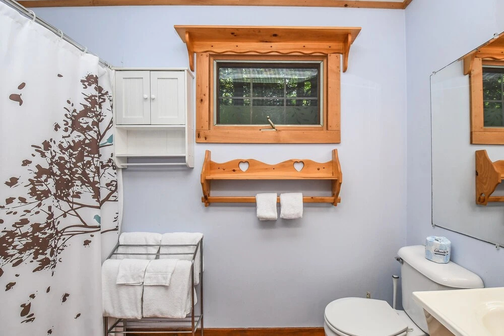 Tucked Inn 4 Bedroom House