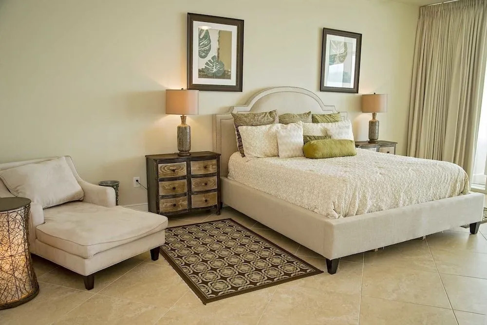 Turquoise Place C2206 3 Bedrooms 3.5 Bathrooms Condo