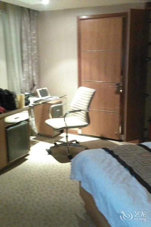 Starway Hotel Zhongshan Lihe Plaza