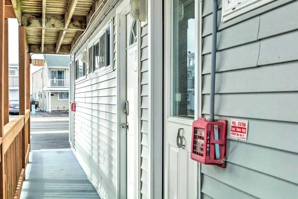 < 1 Mi to Boardwalk: Bayfront Ocean City Condo