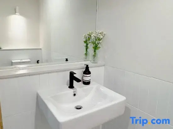 New 133 Bro House 3 mins away from BTS Bang Chak