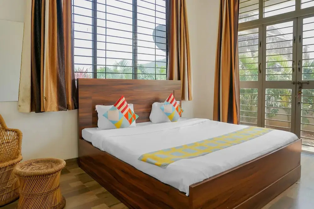 OYO 19328 Home Serene 3BHK Villa Malavli Hills