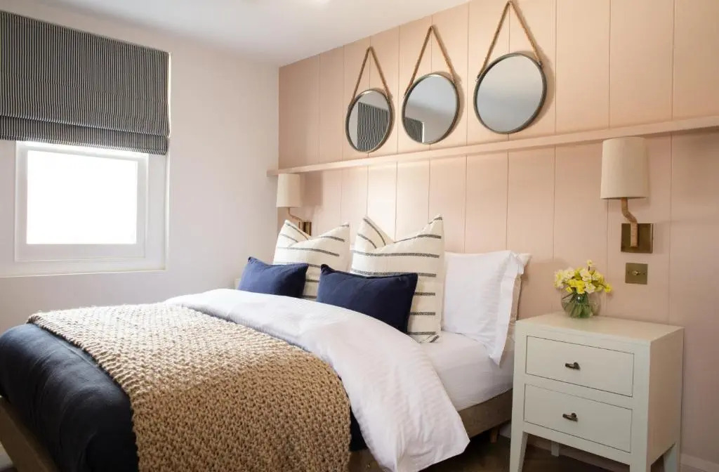 Salthouse apartment