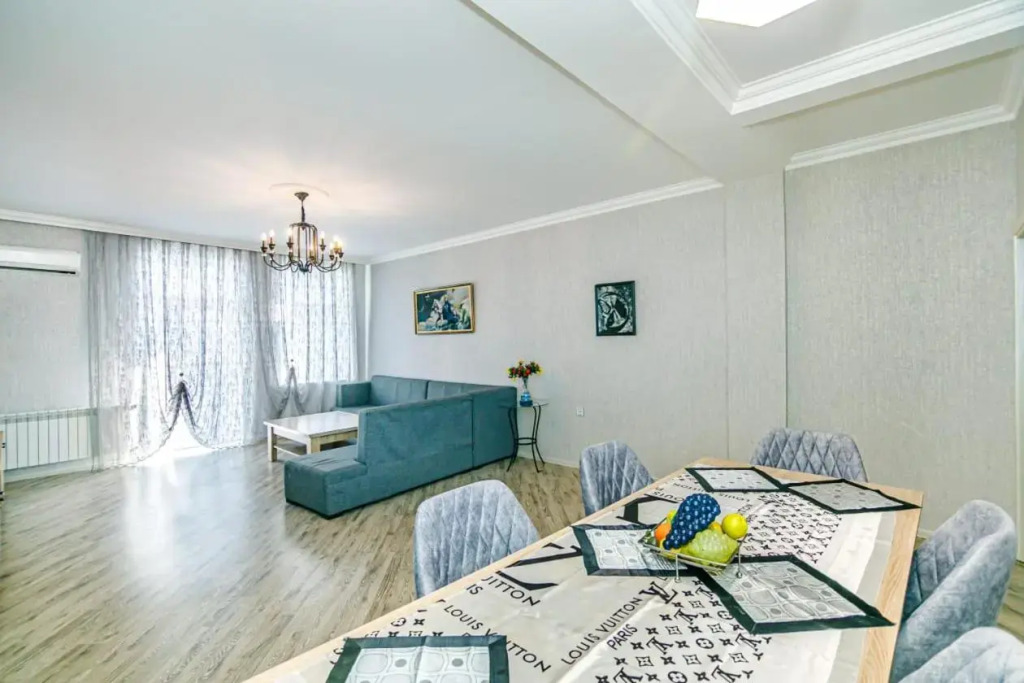 Nizami Küçəsi Bedrooms 3