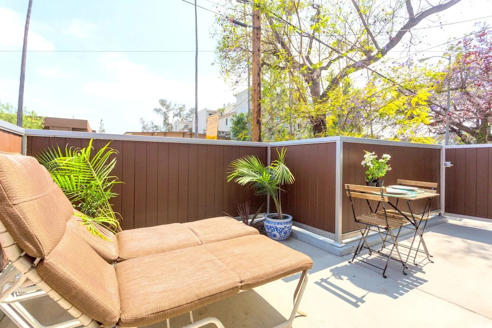 1 Bedroom near Hollywood Sights