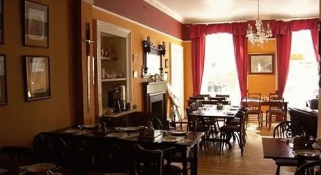 Regis Guest House