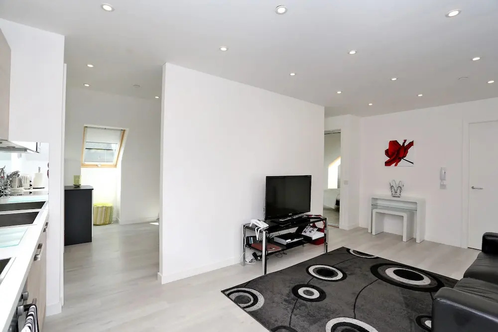 Amazing Aberdeen Home Close to the City Centre