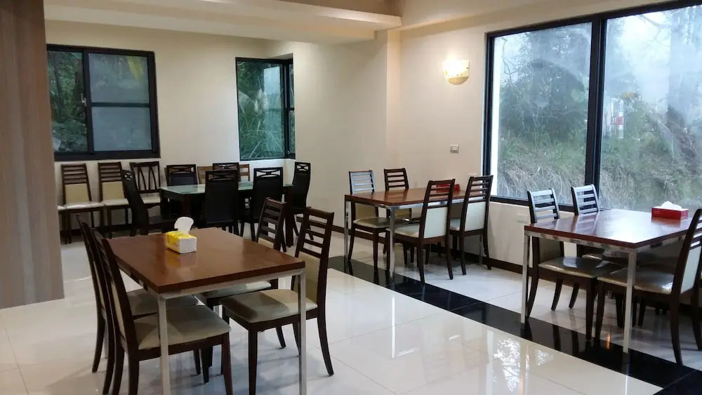 Yi Da Lakeside Hotel