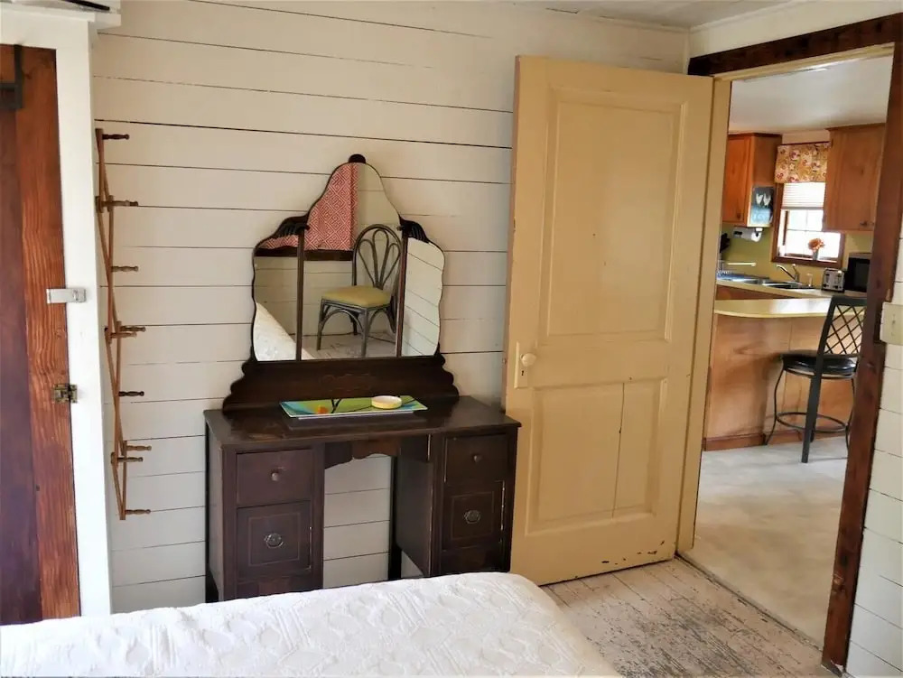 Queen Bee - 2 Br Home