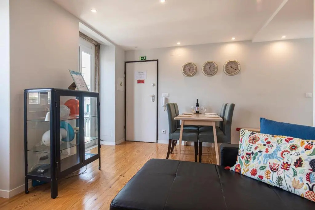 Graceful 2BDR Duplex Apartment by LovelyStay
