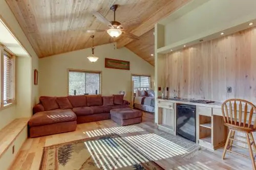 Yellow Rail 10 - Meredith Lodging