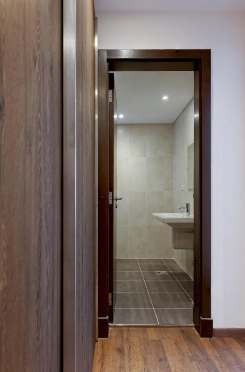 Vesta - Luxury Apt - 3br - Cfc IV