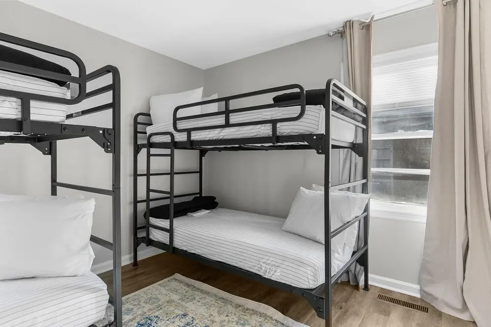 Rooms on Rose