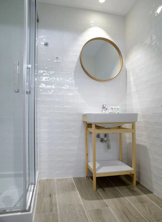 nQn Aparts & Suites Madrid