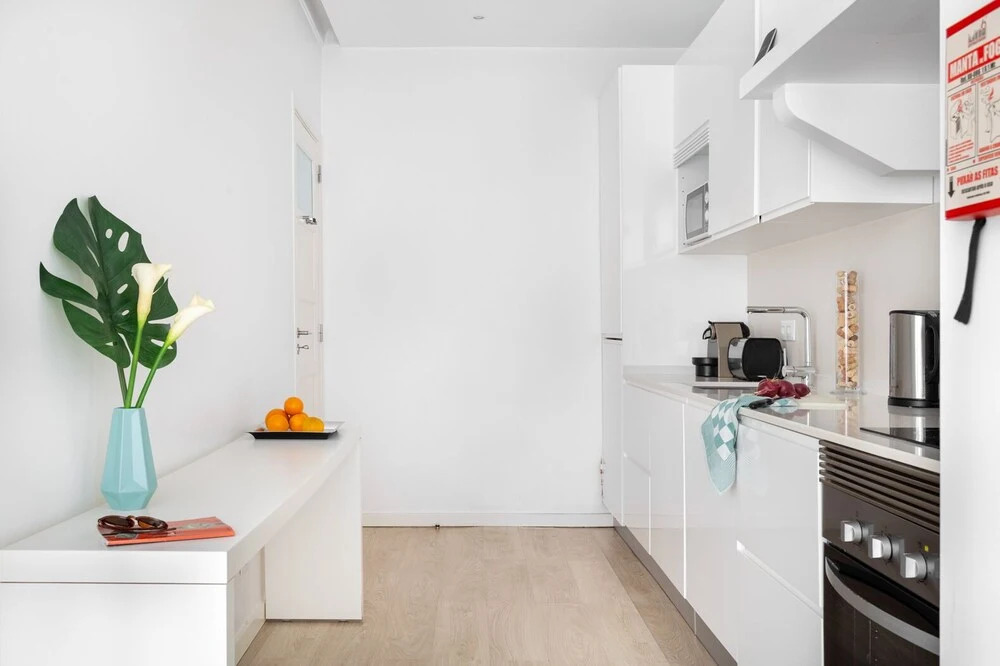 ALTIDO Graça 1-BR Apartment w/Green Terrace & BBQ